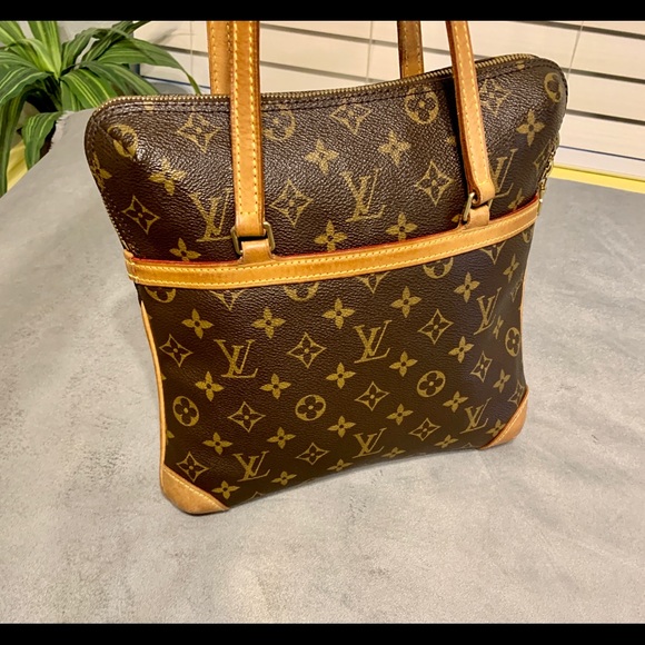 Authentic Louis Vuitton Coussin GM - Picture 8 of 16